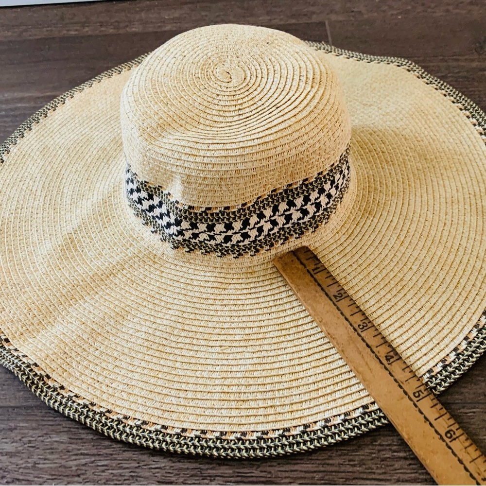 Joe Boxer hat - Picture 3 of 7
